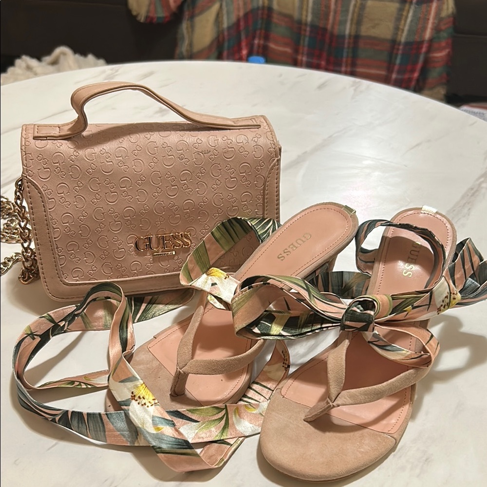 Guess Women's Pink and Multicolor heels with pink G embossed Guess purse